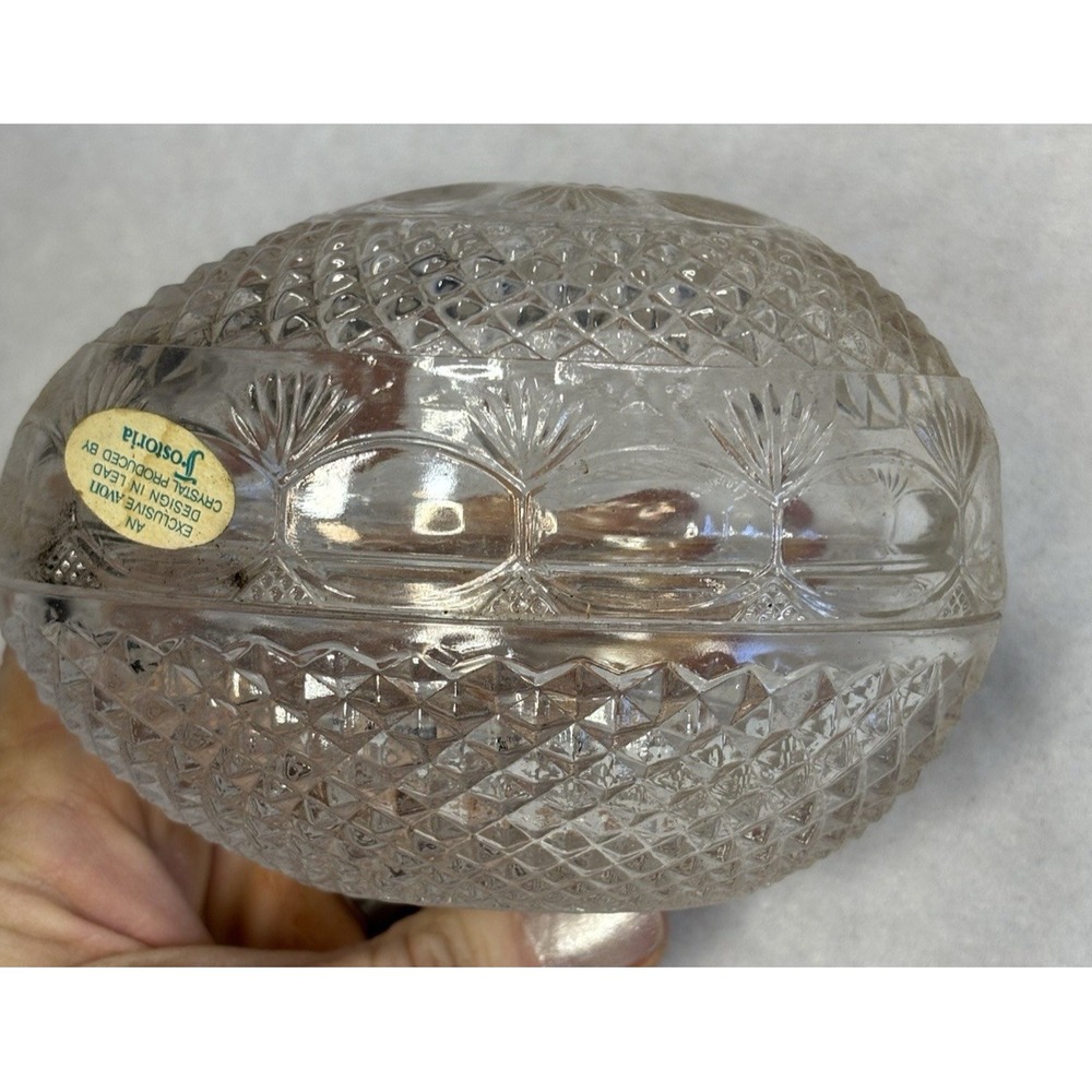 Vintage 1977 Avon Mother's Day Clear Crystal Egg and Fragranced Soap‎